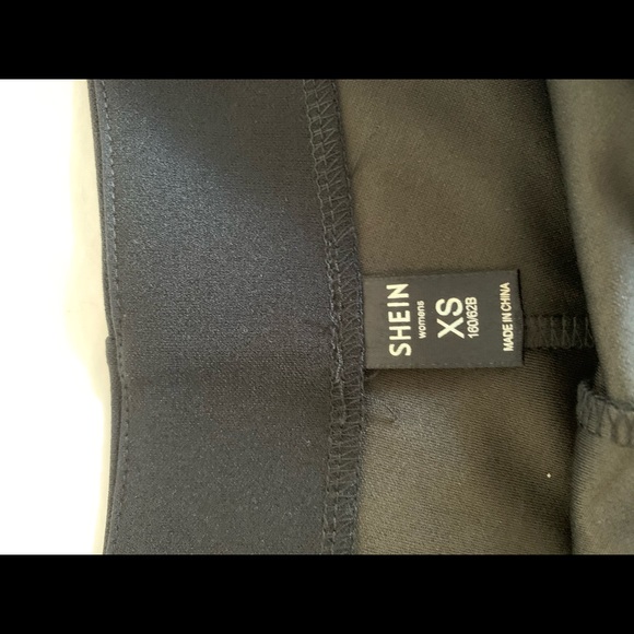 Shein Black lace shorts - Picture 2 of 2